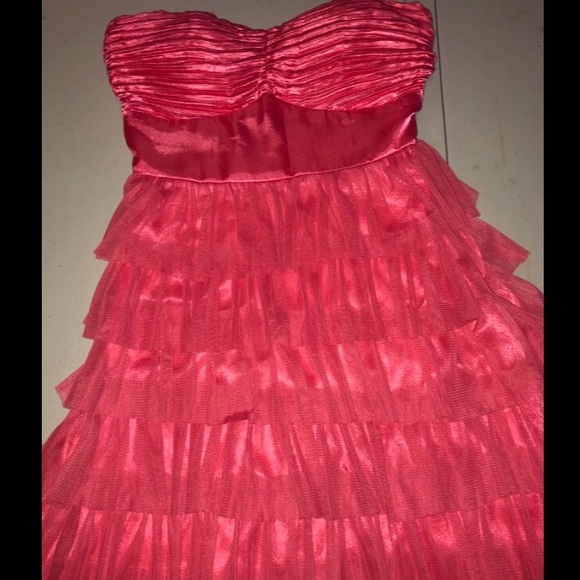 aggie Dresses & Skirts - Aggie Tiered Ruffle Strapless Party Dress